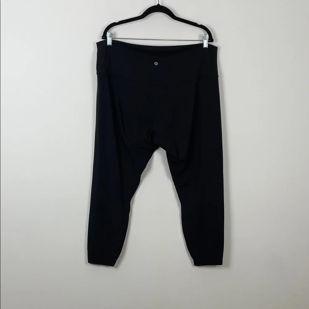 Lululemon Pilates Athleisure Women's 18 Stretch Active Yoga Black Legging Pants - Picture 4 of 8